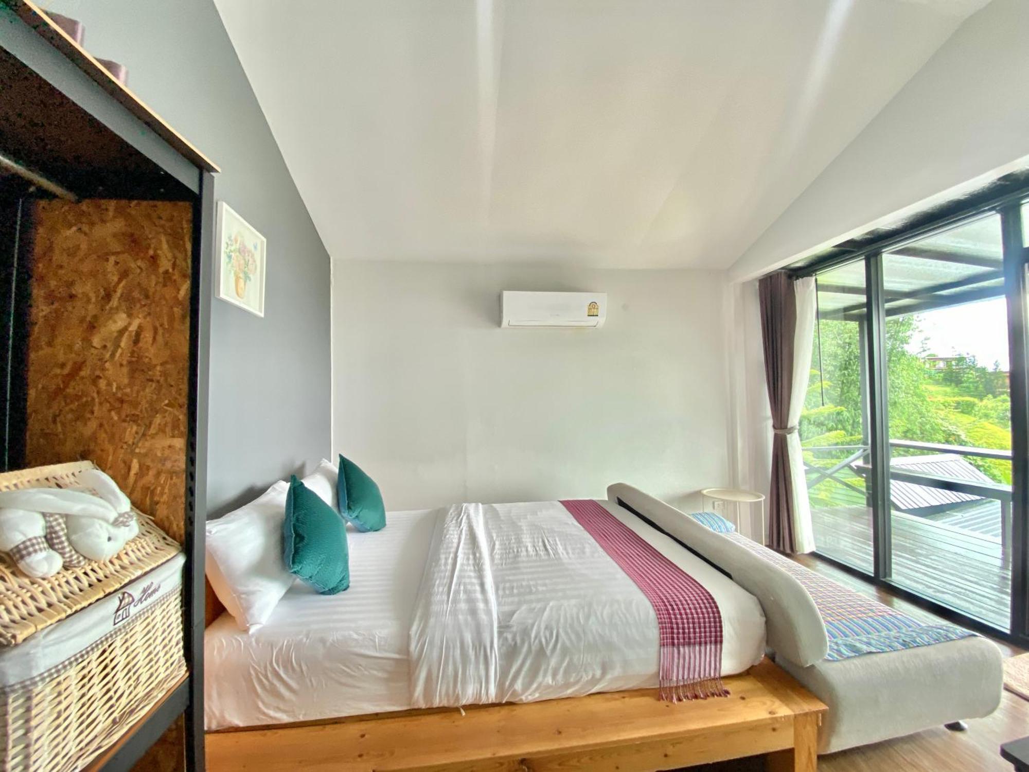 The Owl Khaokho Bed & Breakfast Khao Kho Exterior photo